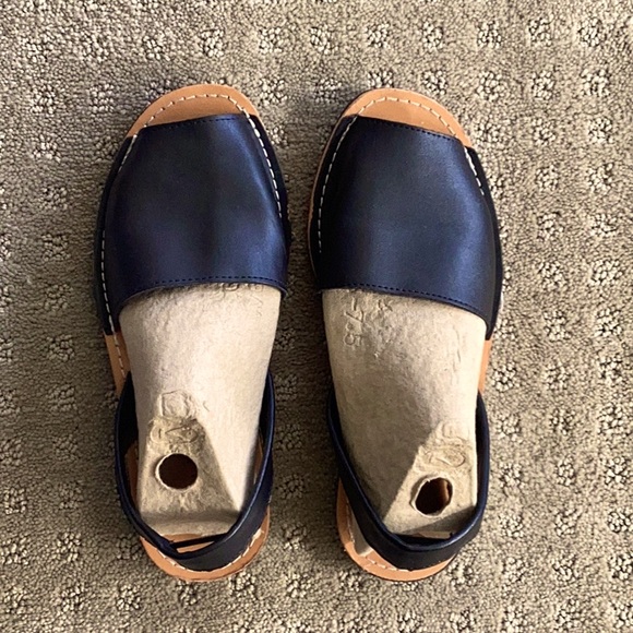 DIRTY LAUNDRY SANDALS - Picture 5 of 7